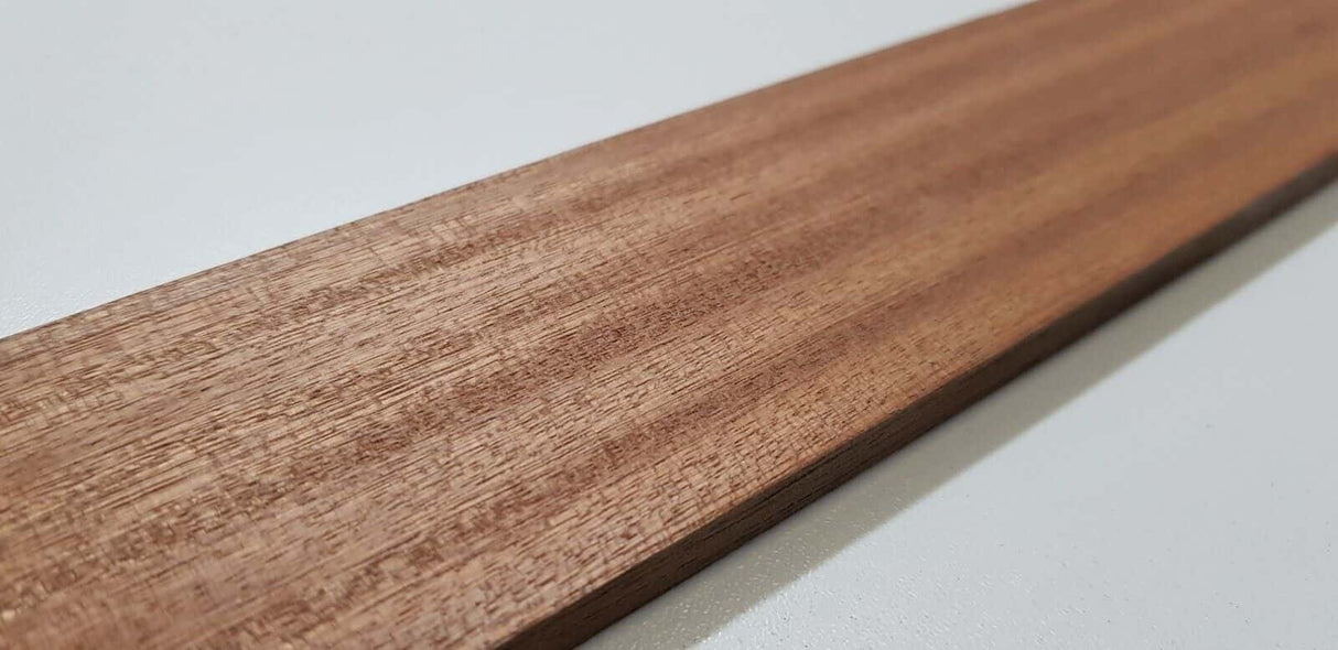 Listello in mogano per tastiera Cigar Box Guitar, liuteria handle diy cm 89