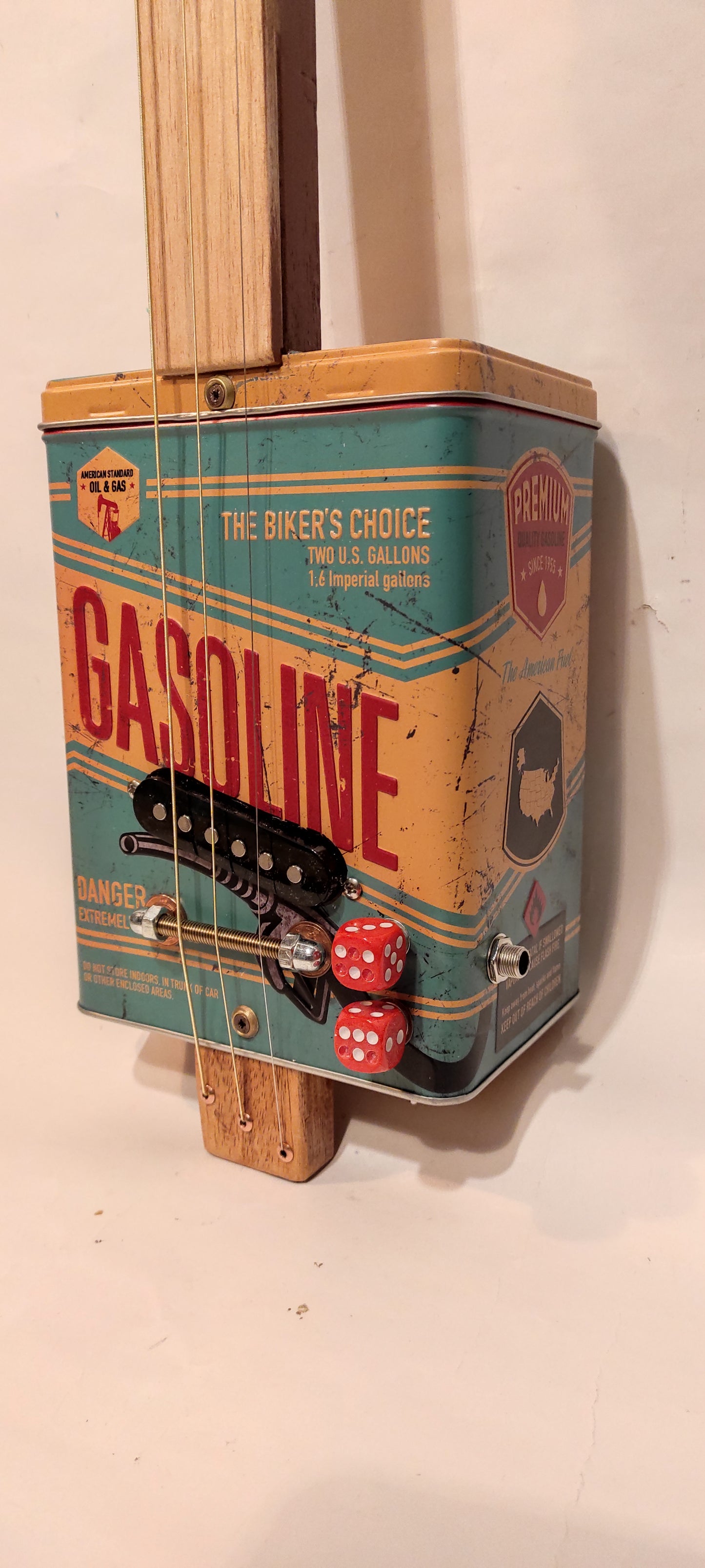 Gasoline special 3tp ML cigar box guitar Matteacci's
