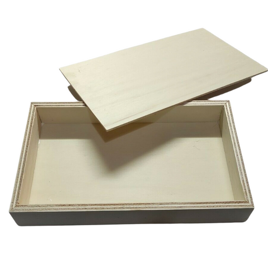 Wooden box measures cm. 27x17x5 for cigar box guitar box raw did