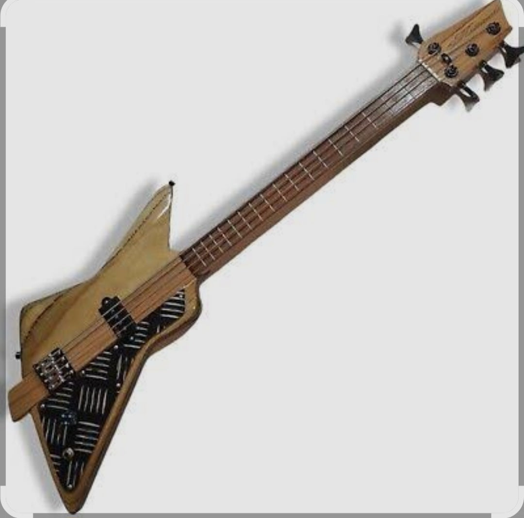 Miniexplorer bass 4 Special by Robert Matteaccì