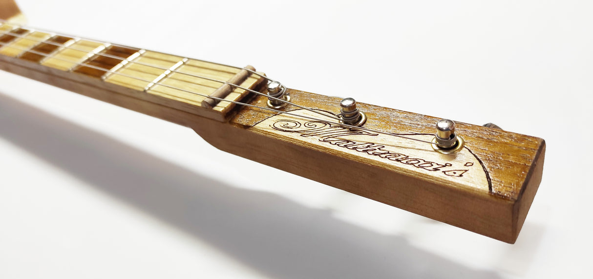 Gianduia  Caffarel 1865 3tpv cigar box guitar