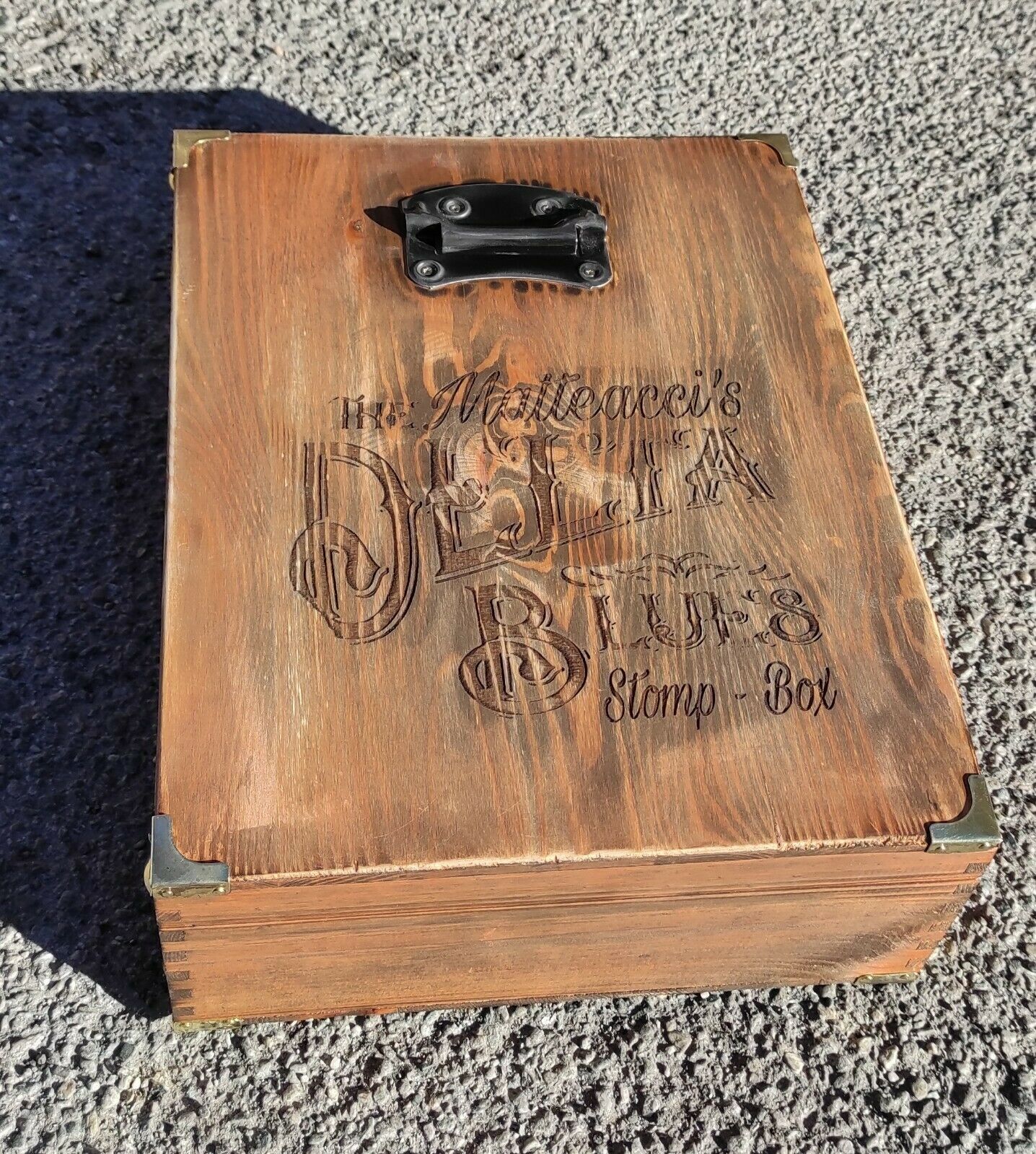 The Delta blues Wine Stomp box drums box machine foot stomp box Robert Matteacci