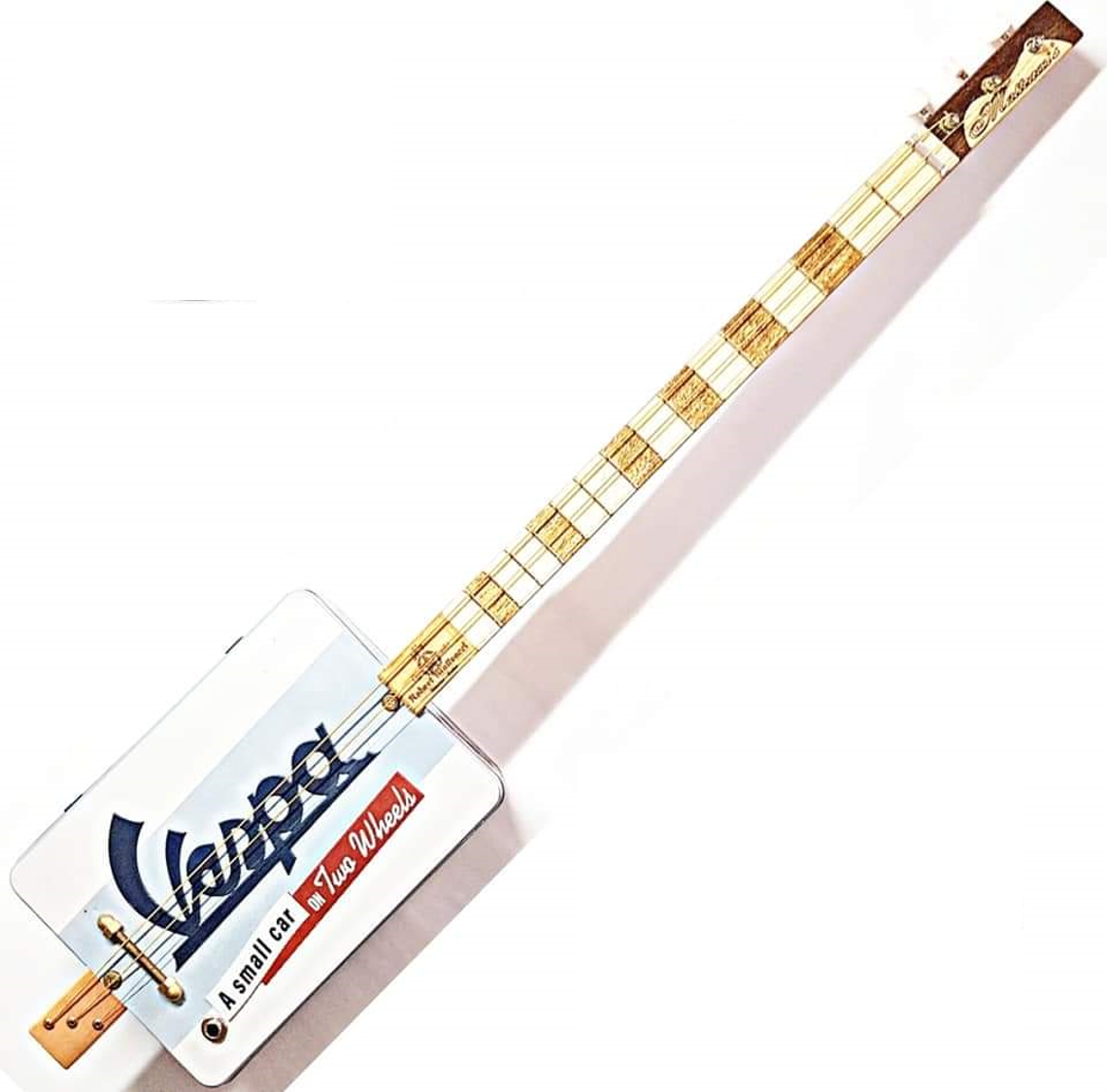Vespa 3tpv cigar box guitar Matteacci's Made in Italy